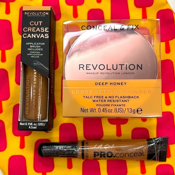 Brand New Revolution Loose Setting Powder, Cut Crease Canvas & LA Girl Concealer - Picture 3 of 15